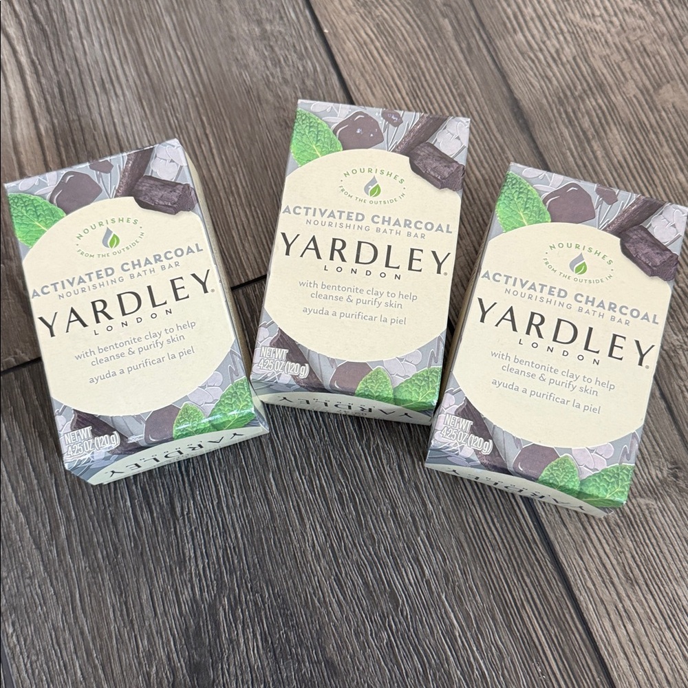 Charcoal Nourishing Bath Bar by Yardley London Bentonite Clay pack of 3